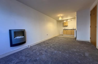 Ebrington Street, City Centre, Plymouth - Image 2